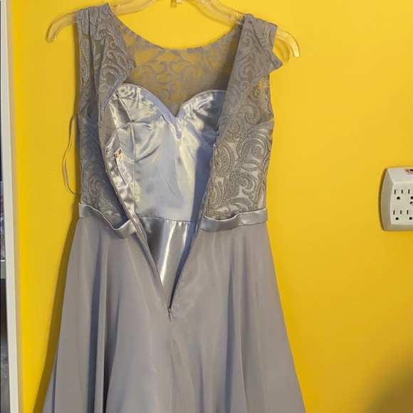 Dress - Picture 14 of 15